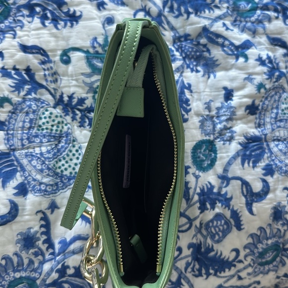 Mint green hand bag with chain handle. Has a card holder and one pocket inside. - Picture 3 of 3